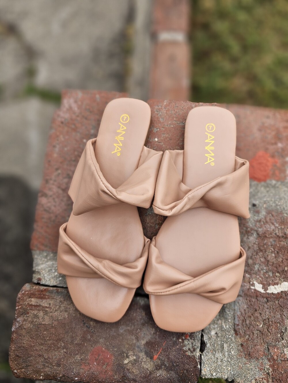 🤎Just In Paris🤎 Nude sandals - Picture 2 of 5